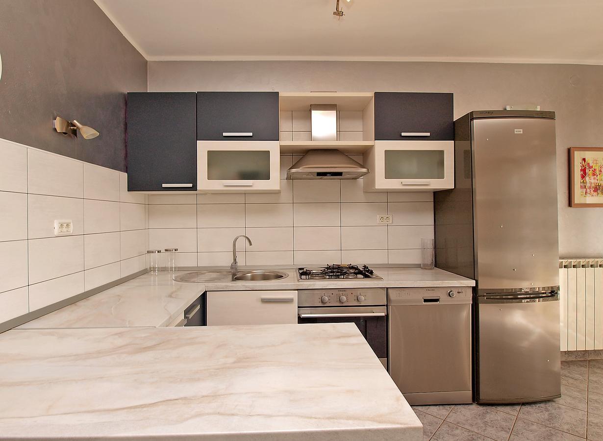 Apartments Dusanka 799 Fažana Exterior foto